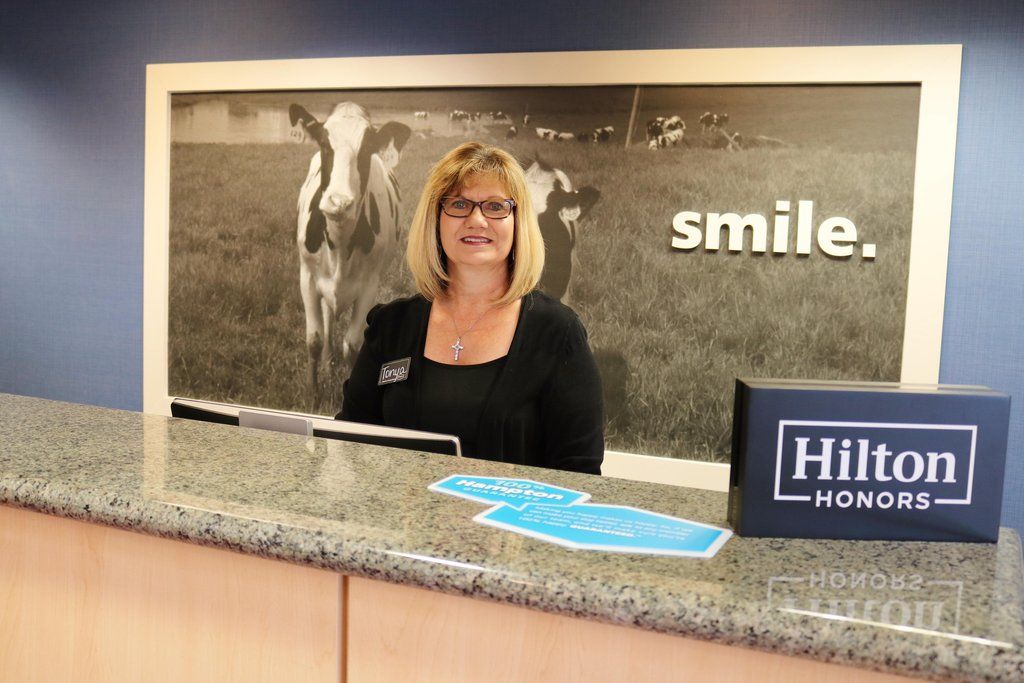 Hampton & - Salida Hotel Modesto